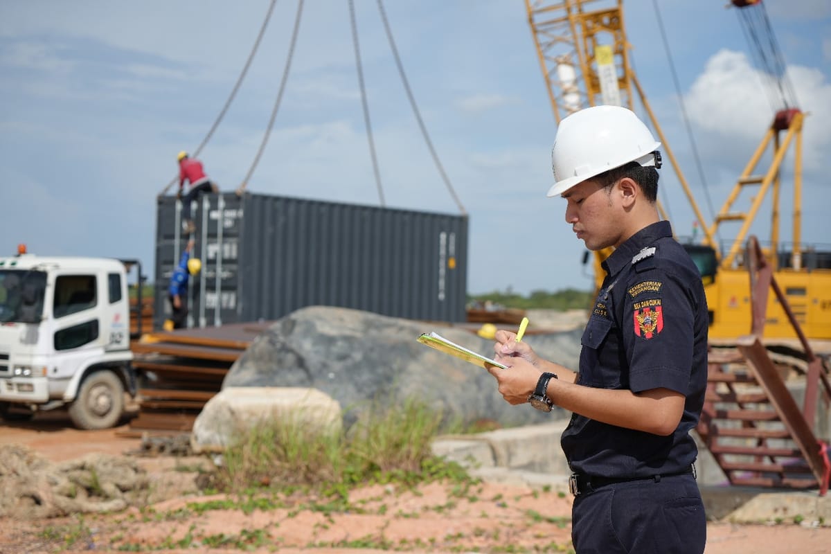 Dorong Pertumbuhan Ekspor UMKM, Bea Cukai Dukung Ekspor Perdana Produk Minuman Karimun