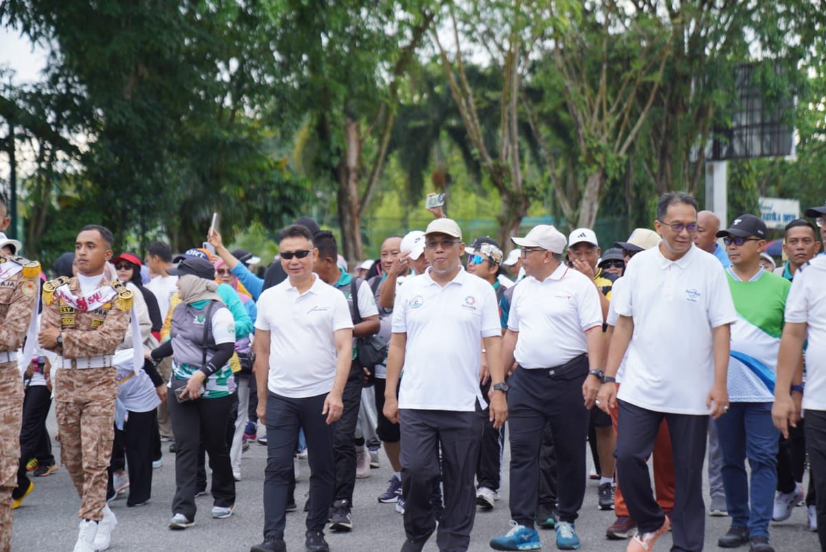 Pontianak Berjalan Bersama: Fun Walk HUT KORPRI ke-54 Jadi Simbol Kebersamaan ASN