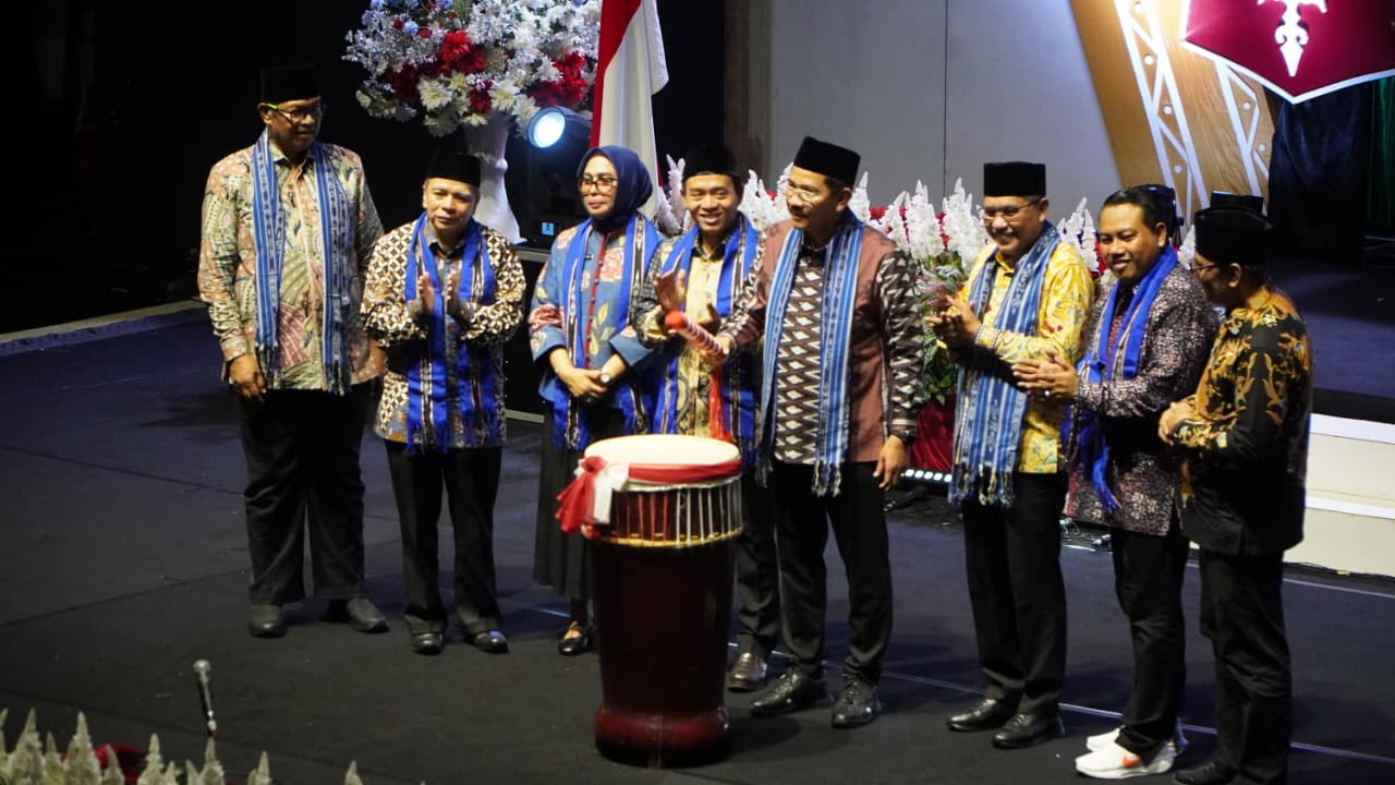 Ambon Resmi menjadi Kota Wakaf