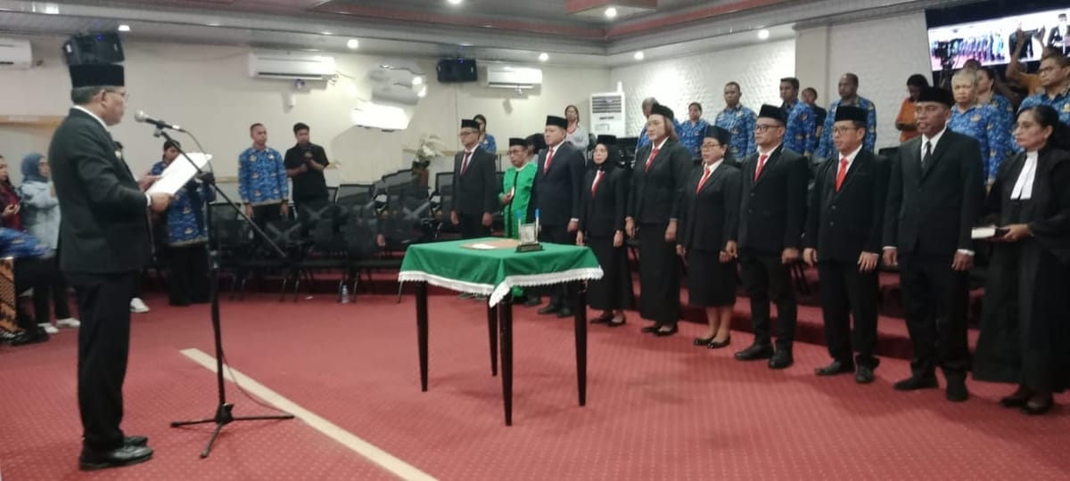 Walikota Lantik 7 Pejabat Tinggi Pratama Pemkot Ambon