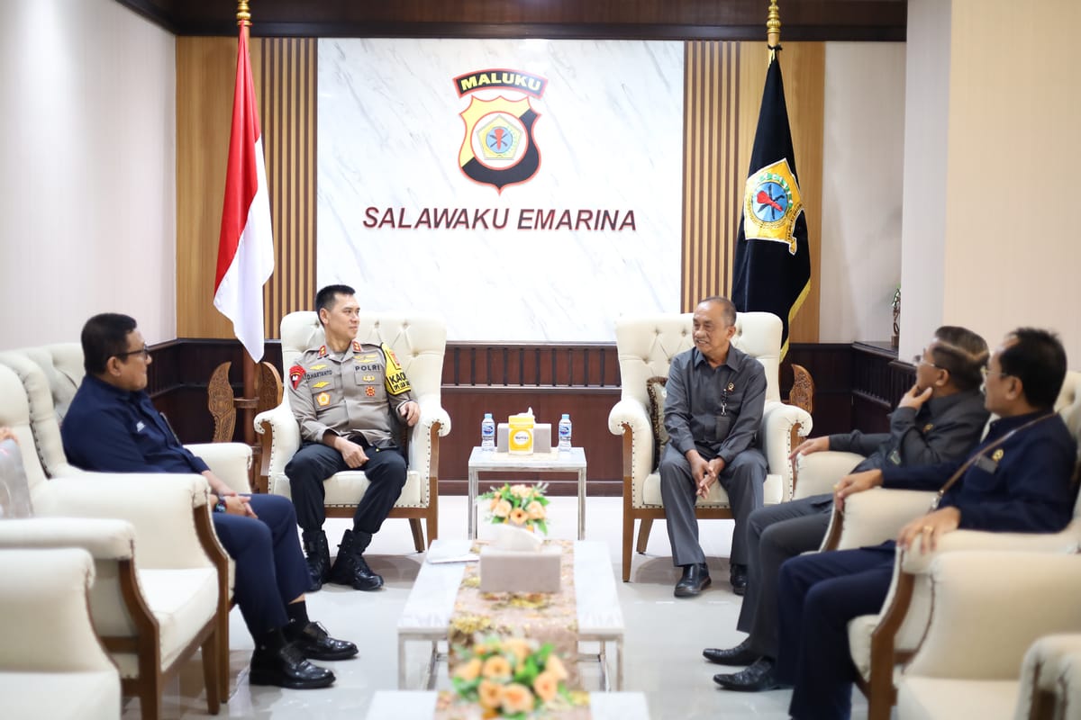 Kapolda Maluku Terima Kunjungan Pamitan Ketua dan Wakil Ketua Pengadilan Tinggi Ambon