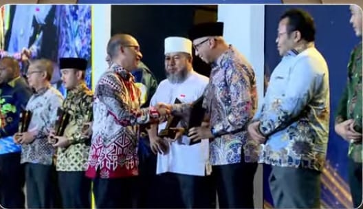 Gubernur Mirza Terima Anugrah  Apresiasi Kinerja Pemerintah Daerah Tahun 2025
