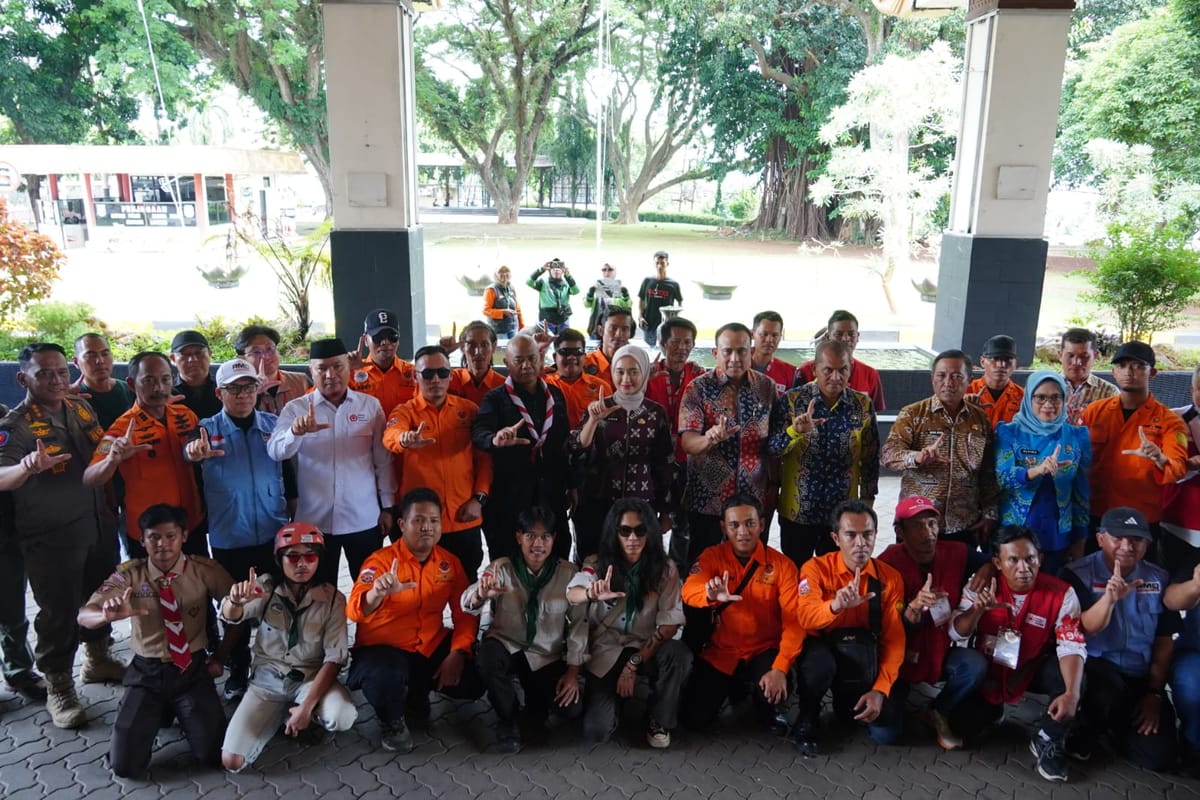 Bertugas Selama 12 Hari,  Tim Relawan Lampung untuk Sumatra Bangkit Berangkat ke Sumatra Barat