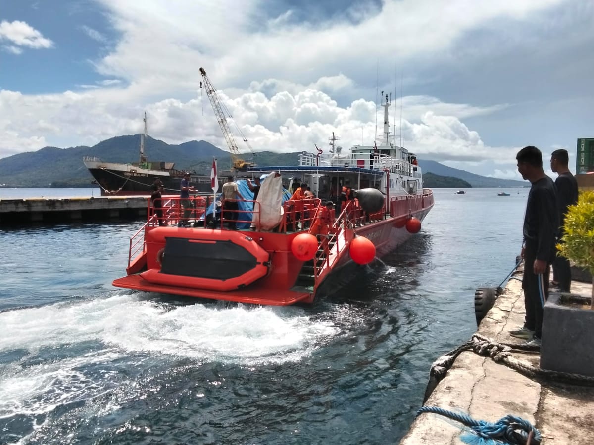 Longboat Terbalik di Perairan Ternate, Tim SAR Gabungan Lakukan Pencarian