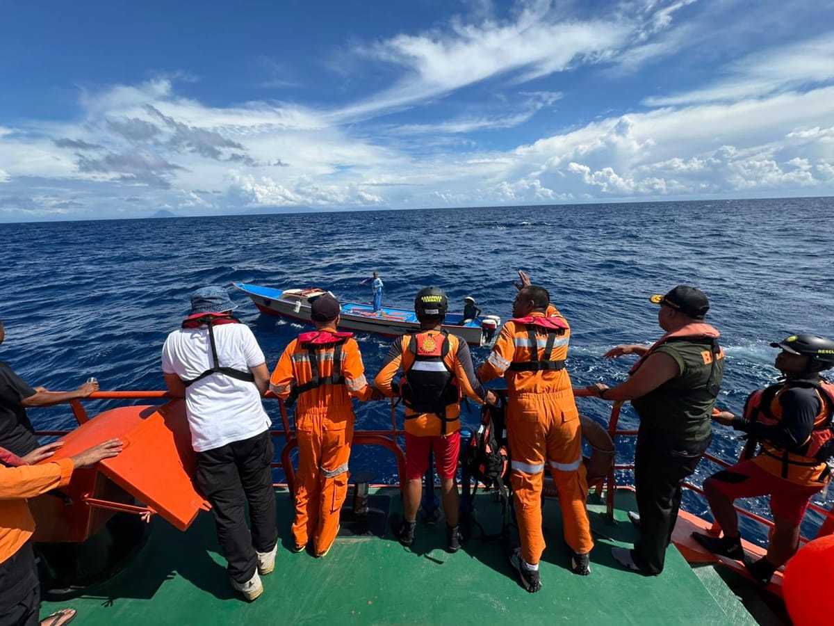 Longboat Terbalik di Perairan Ternate, Dua Korban Ditemukan Selamat