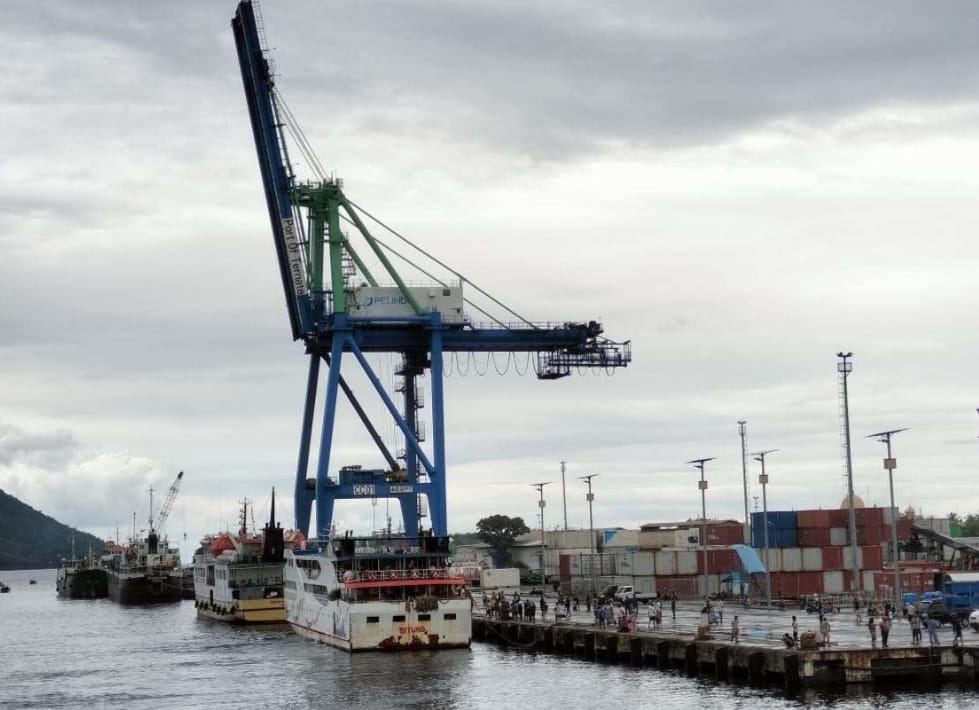 Dipastikan Selama Natal dan Tahun Baru Distribusi Pangan ke Ternate Tetap Aman