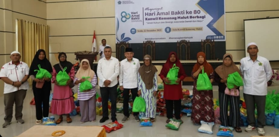 Kemenag Maluku Utara Berbagi Sembako Peringati HAB ke-80