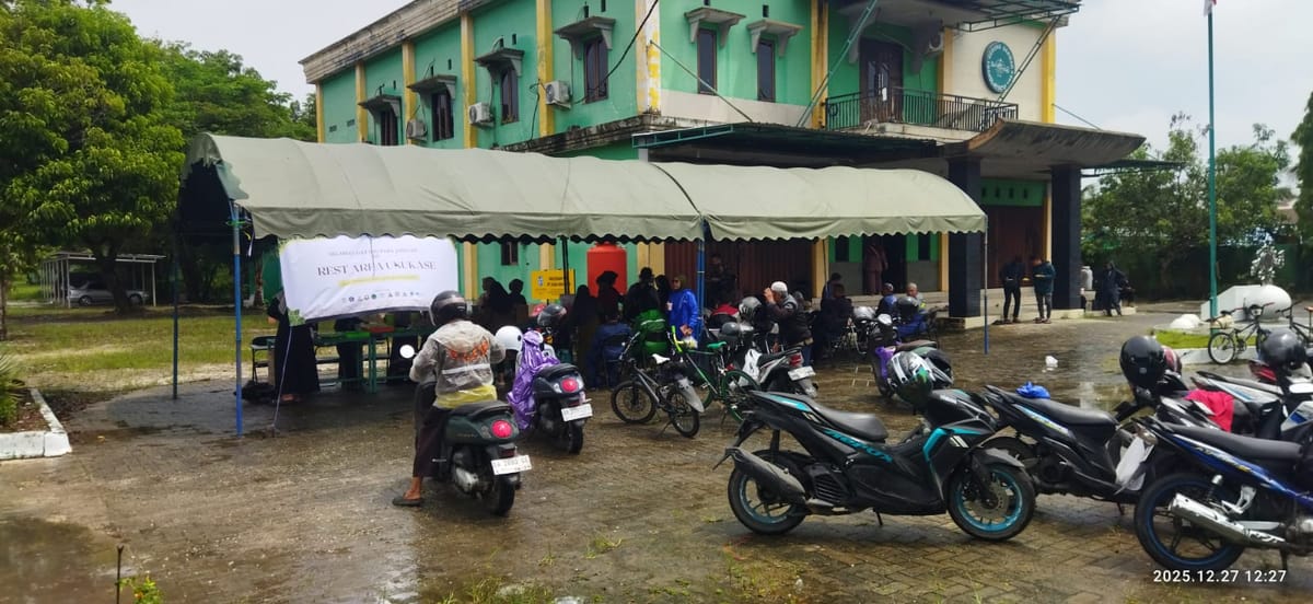 UNUKASE Fasilitasi Jamaah Momen 5 Rajab Dengan Rest Area di Jalur Utama