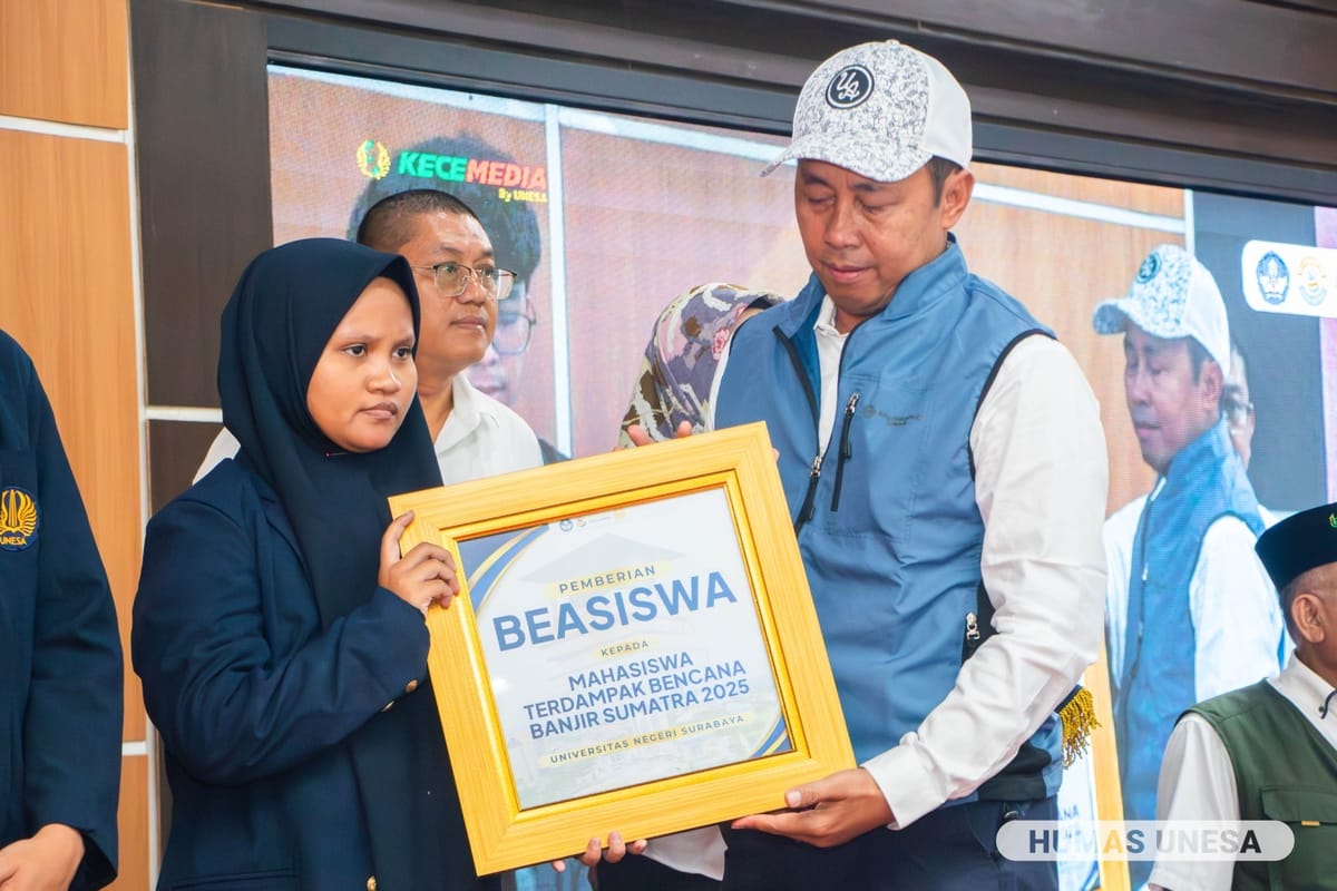 Unesa Doa Bersama, Galang Dana, dan Kirim Relawan untuk Bantu Korban Banjir Sumatera