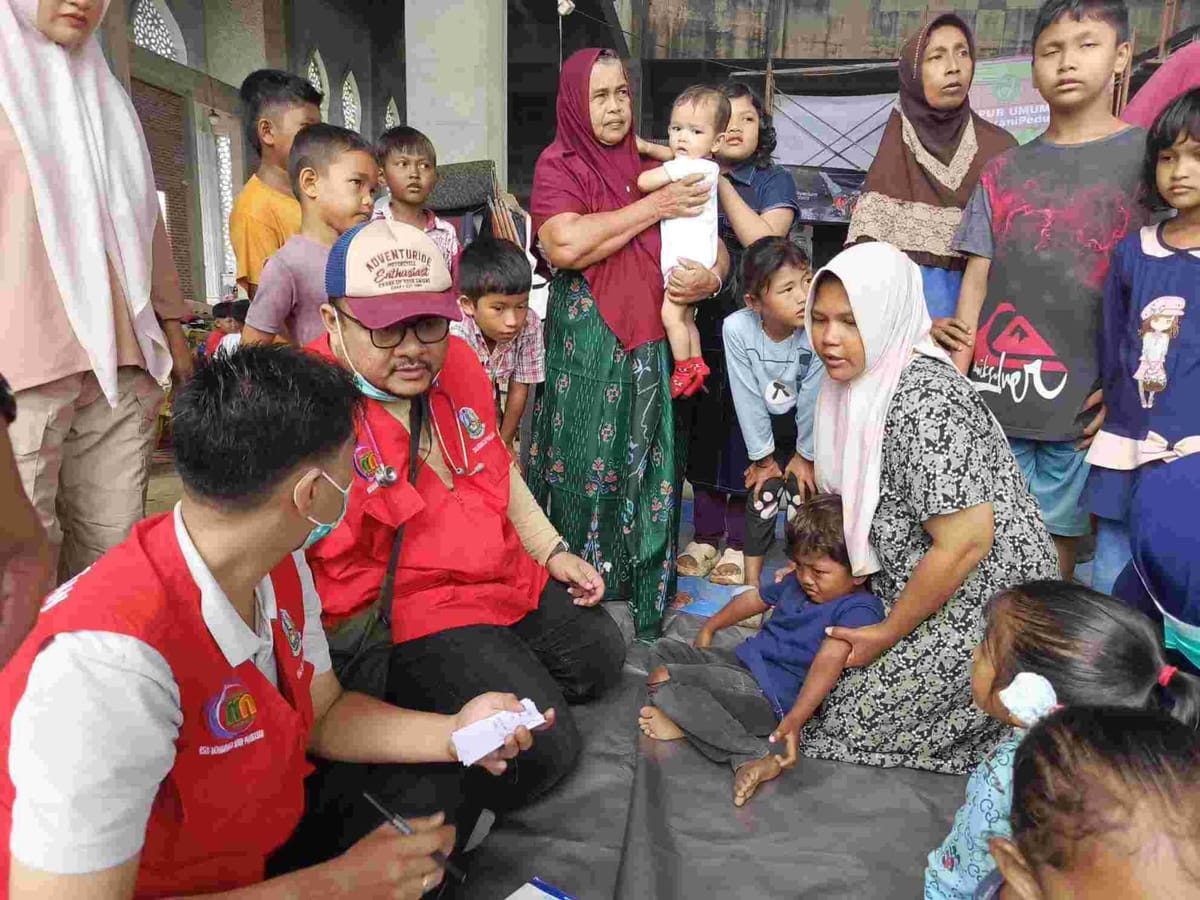 Jatim Hadir untuk Aceh: Gubernur Khofifah Kirim Dokter Spesialis Layani Ribuan Korban Banjir