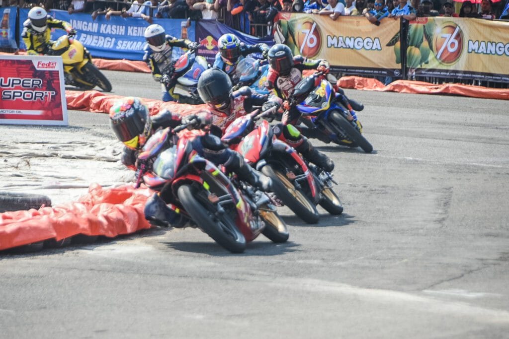 Seleksi atlet cabor balap motor untuk persiapan Porprov X 2027 di Surabaya. Foto / Dok IMI Surabaya. 