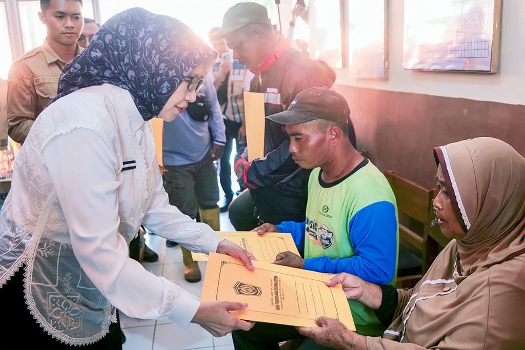 Bupati Lumajang Pastikan Pemulihan Penyintas Semeru Terus Dikawal