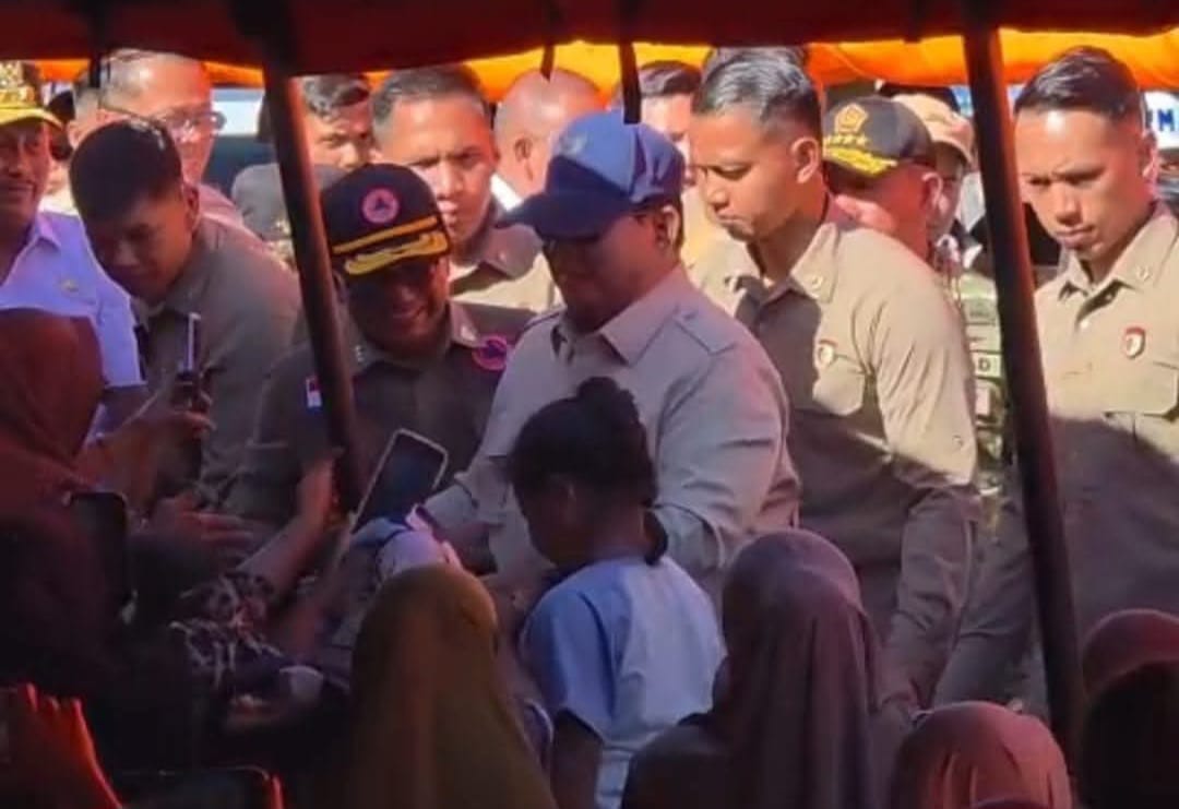 Presiden Prabowo Janji Bangun Kembali Infrastruktur dan Rumah Warga yang  Rusak Akibat Bencana di Sumbar