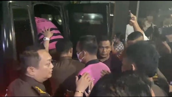 Pelimpahan Tahap II Dugaan Kasus Tipikor di Sekretariat DPRD Kabupaten Jember