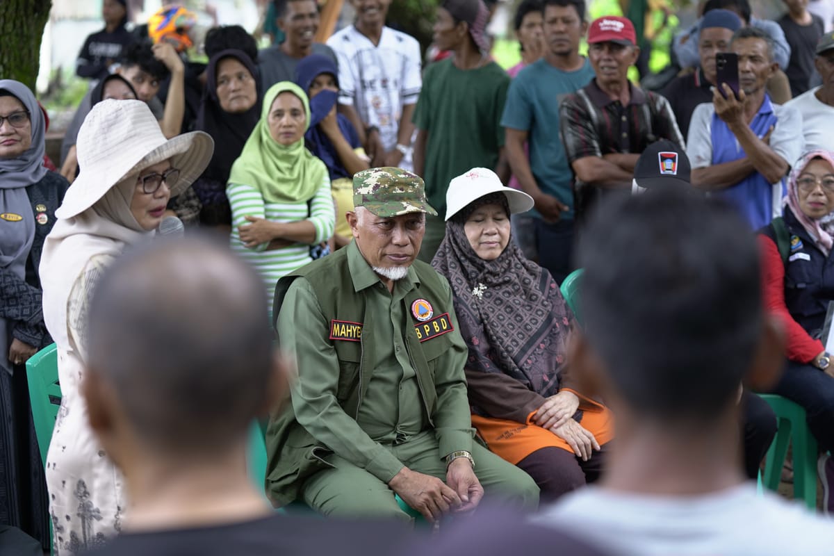 205 Nelayan Pasia Nan Tigo, Tidak Bisa Melaut 2 Minggu Terima Bantuan dari Gubernur Mahyeldi
