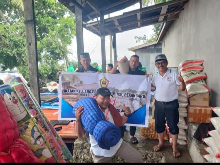 Ikatan Keluarga Banuhampu ( IKB ) Pekanbaru, Hadir di Tengah Masyarakat  Berduka.