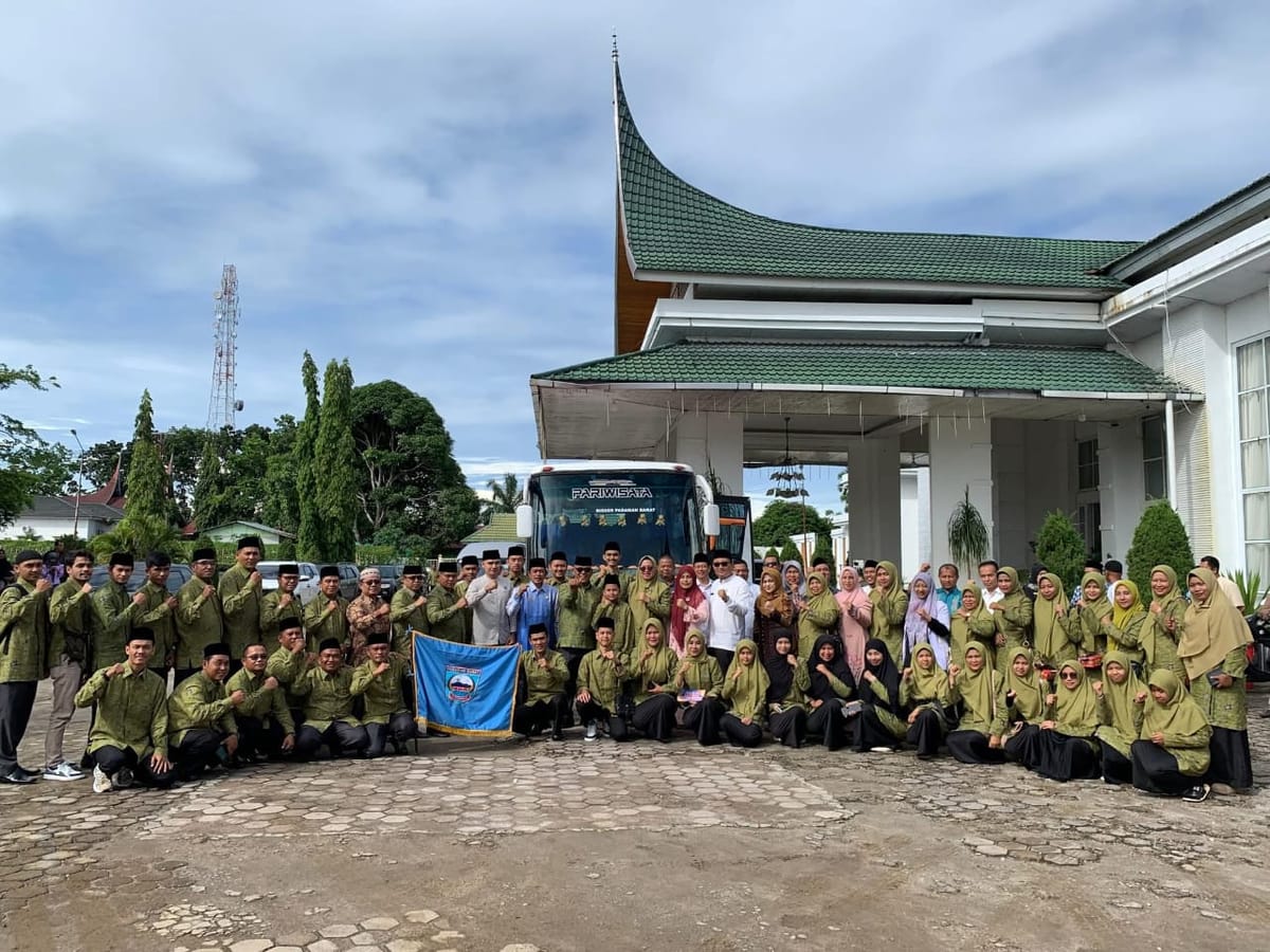 Pasaman Barat Kirim 29 Kafilah ke MTQ Sumbar ke-41, Bupati Yulianto Beri Pesan Khusus