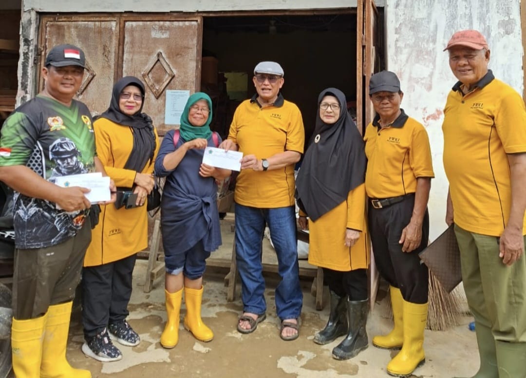 Ketua PWRI Sumbar, Syafrizal Ucok: Jangan Lihat Besar Kecilnya Bantuan, Tapi Nilailah dari Ketulusan dan Kepeduliannya