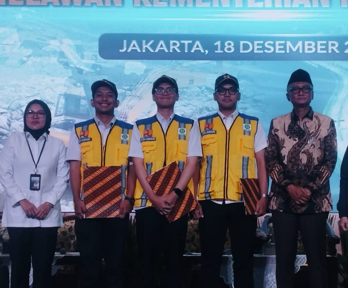 Kementerian PU  Menugaskan  Relawan  Untuk Membantu Penanganan Bencana