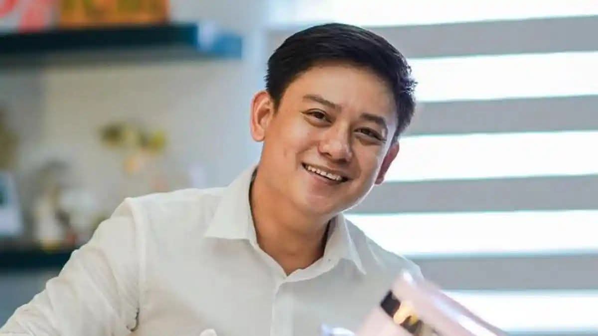 Mr Bobon Santoso Masak Besar Bagi Korban Banjir di Padang, Siapkan 10.000 Porsi Sehari