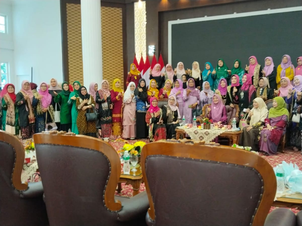 Seminar GOW Kota Bukittinggi: Kekerasan Bukan Aib, Diam Bukan Solusi, Saatnya Perempuan Beraksi