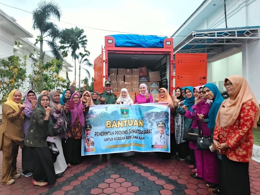 2,5 Ton Rendang Diberangkatkan untuk Korban Bencana di Aceh, Sumut, dan Sumbar