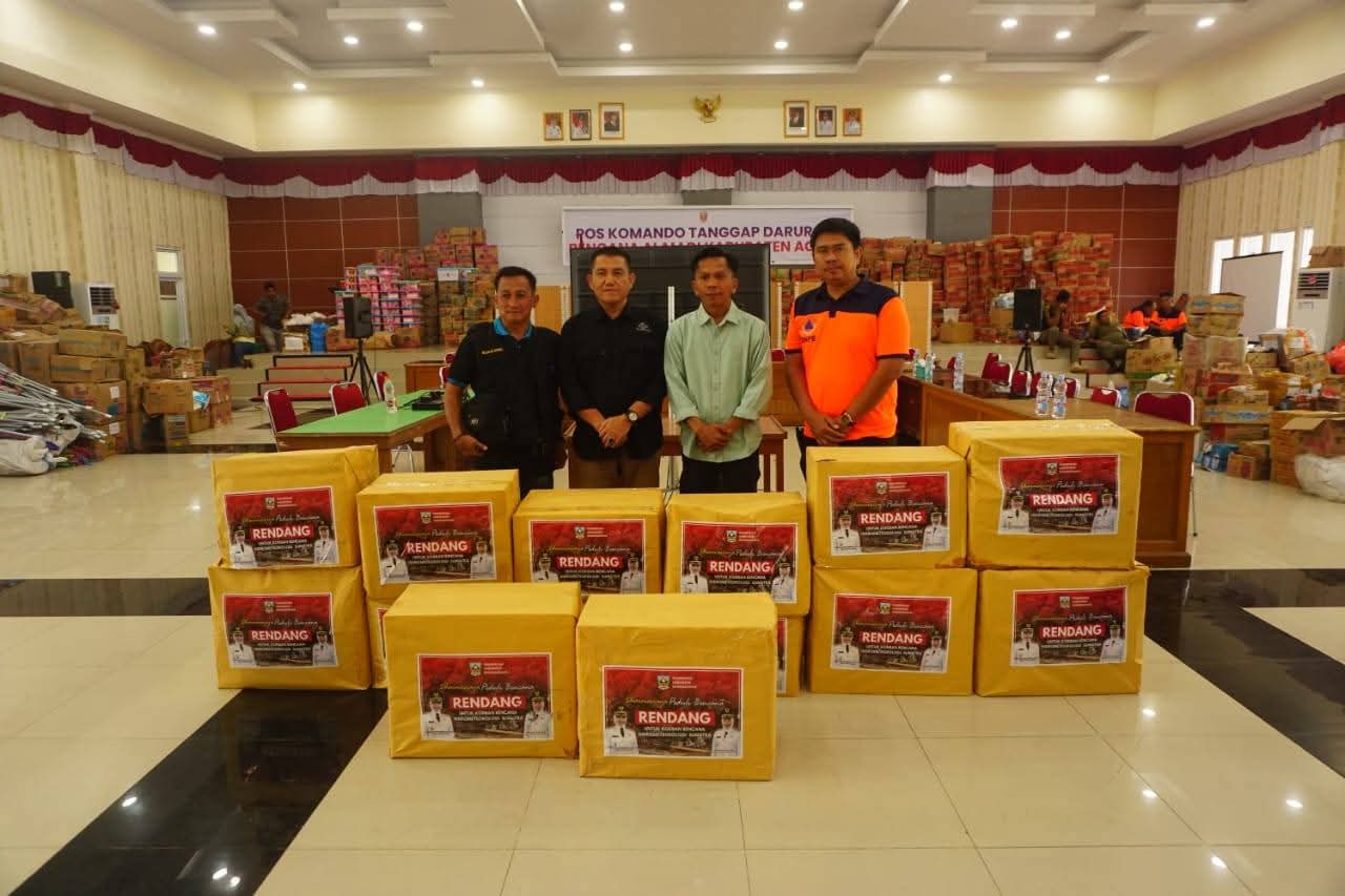 2 Ton Rendang dikirim Dharmasraya ke Daerah Terdampak Bencana Sumatera