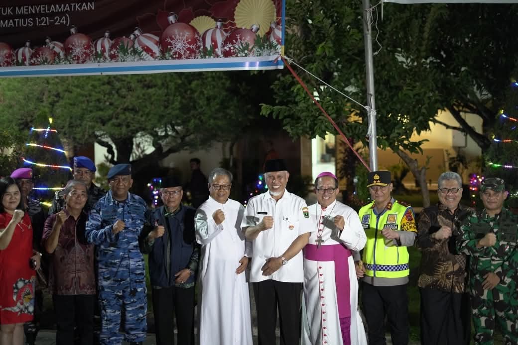 Misa Natal Berjalan Aman, Gubernur Bersama Forkopimda Tinjau Gereja dan Pos Pengamanan Nataru di Padang
