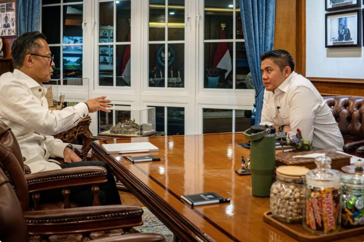 Malam Natal: Seskab Teddy dan Kepala BP BUMN Satukan Langkah Percepat Pemulihan Pascabencana