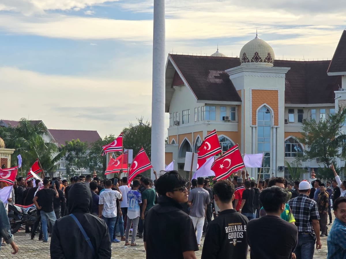 TNI Bubarkan Aksi Pembawa Bendera Bulan Bintang dan Amankan Sepucuk Senjata Api