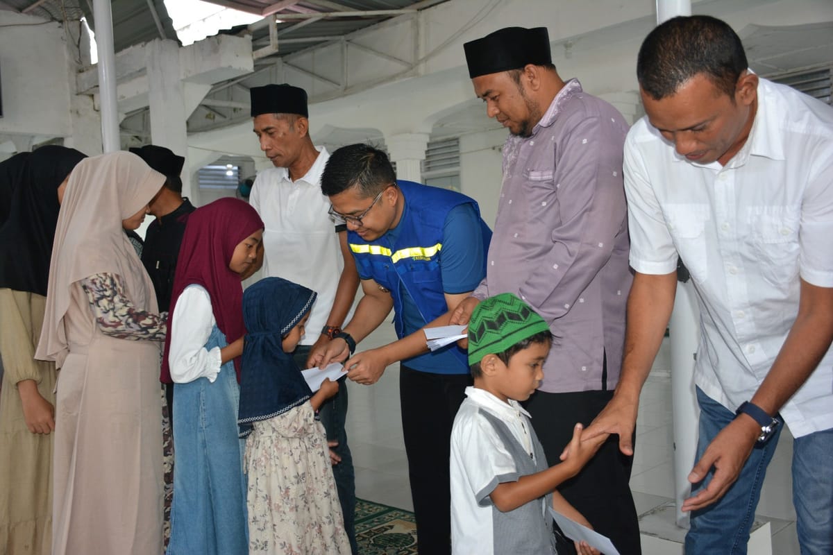 Pemulihan Pascabanjir, Walikota Langsa Salurkan Bantuan untuk Anak Yatim dan Piatu