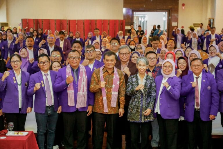 Gubernur Meminta Pemerataan Dokter Spesialis Gigi dan Mulut di Jawa Tengah