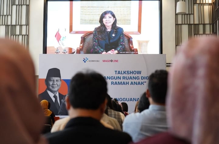Lindungi Anak di Ruang Digital, Menkomdigi Serukan Prinsip ‘Tunggu Anak Siap’