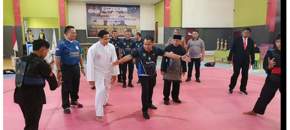 Pencak Silat Warisan Bangsa Terus Dijaga, Bupati Sekadau Buka Open Turnamen IPSI