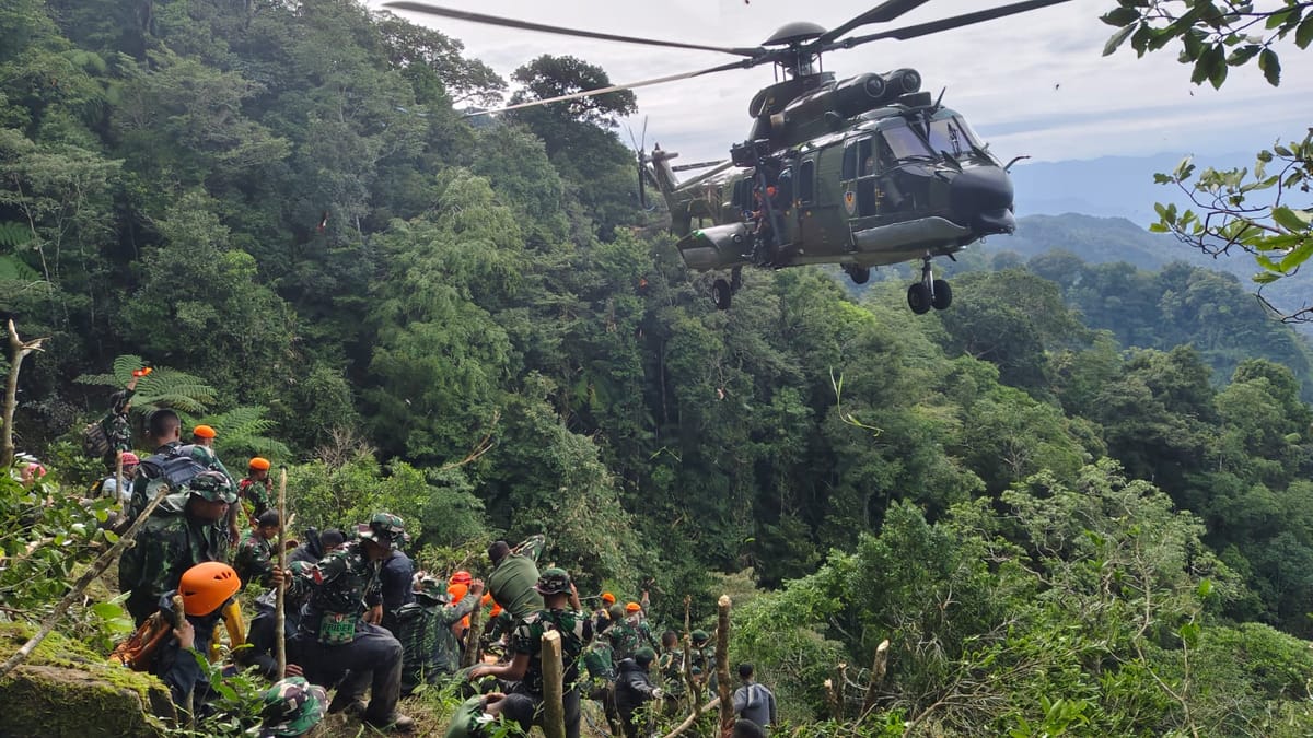 Hari Ke Tujuh, Tim SAR Temukan Body Part Korban Pesawat ATR 42-500, di Kawasan Gunung Bulusaraung