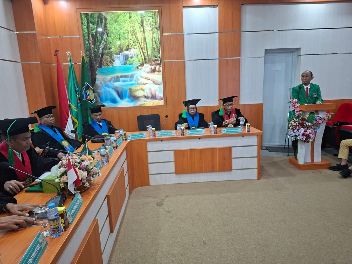 Camat Bungku Kabupaten Morowali  Meraih Gelar  Doktor di Program Pascasarjana UMI Makassar