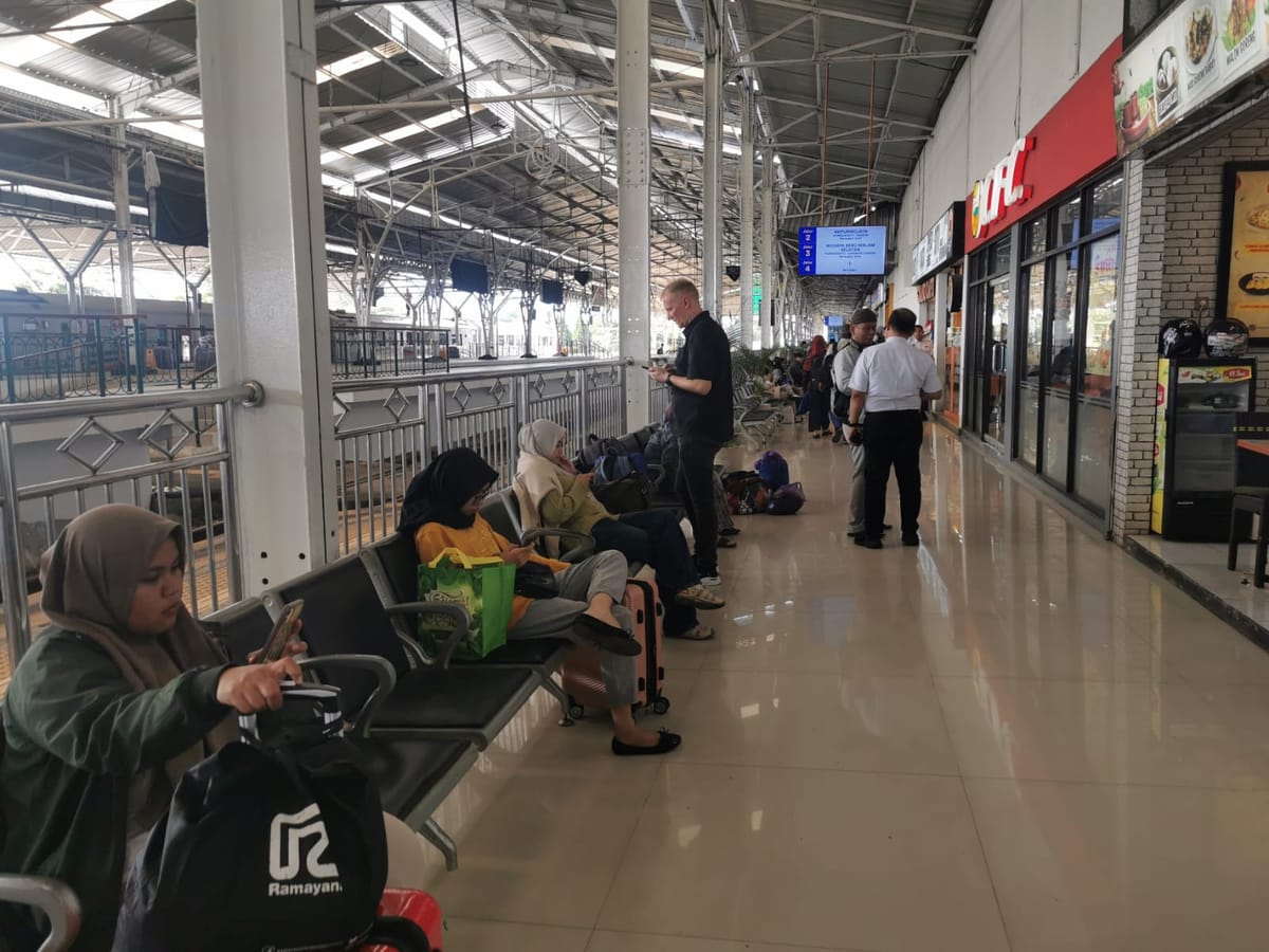 KAI Daop 5 Purwokerto Berangkatkan 322.780 Penumpang Selama Nataru 2025/2026