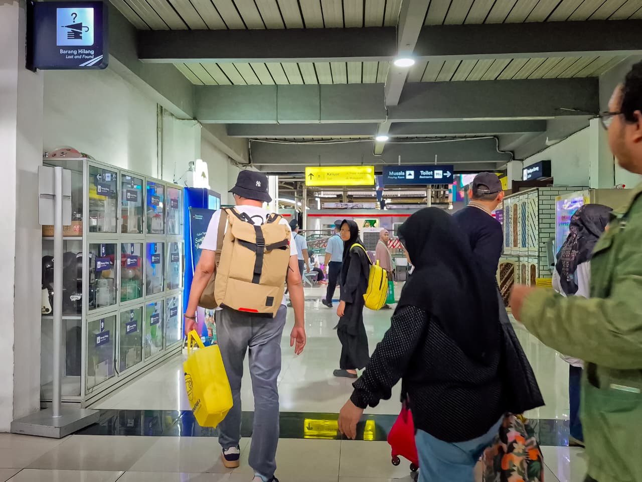 Libur Nasional Peringatan Isra Miraj Stasiun KAI Yogyakarta Menambah 4 Perjalanan KRL.