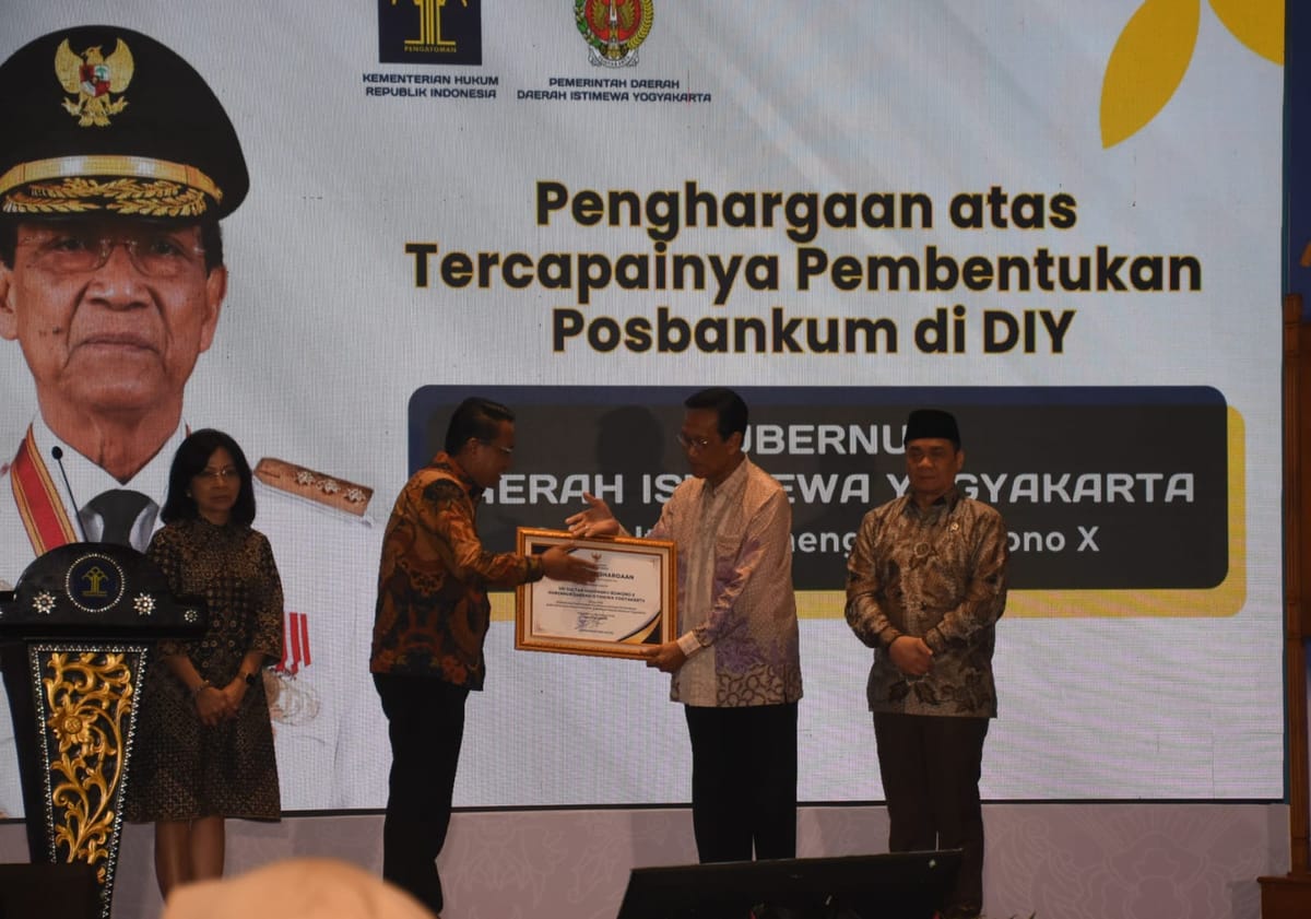 Menteri Hukum dan Menteri Desa Resmikan Pos Bantuan Hukum di DIY