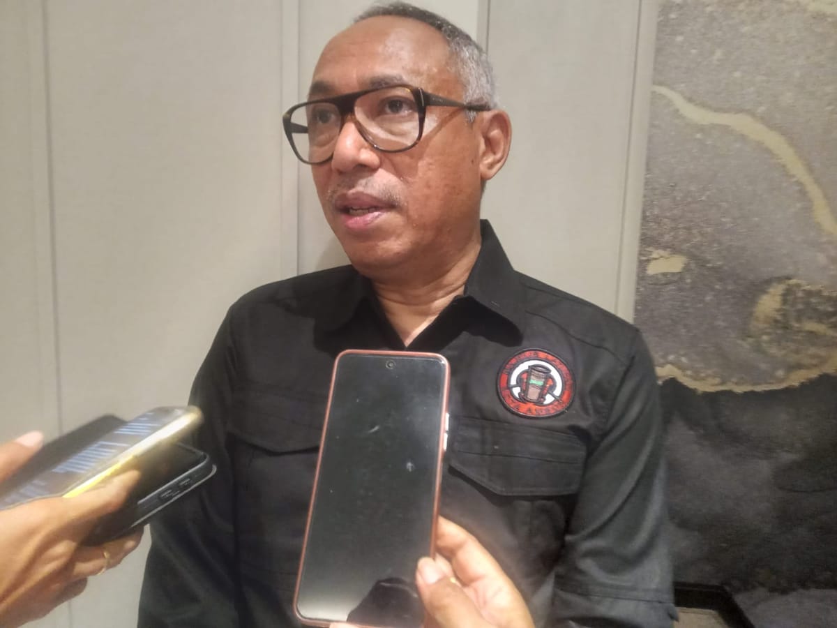 Ketua Majelis Latupati Ambon Tegaskan Negeri Adat Bukan Desa