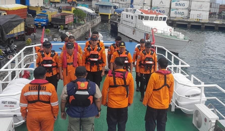SAR Ternate Kirim Tim Evakuasi Warga Terjebak Banjir di Halmahera Barat