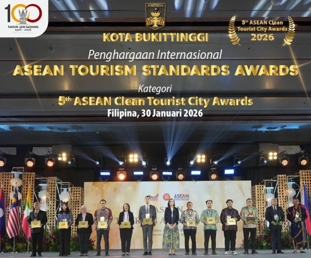 Kota Bukittinggi Raih The 5th ASEAN Clean Tourist City Award