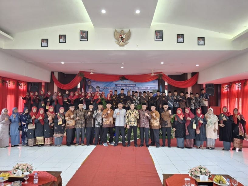 Bupati Safni Kukuhkan PWRI Limapuluh Kota, Syafrizal Ucok : Mari Bantu Pemerintahan