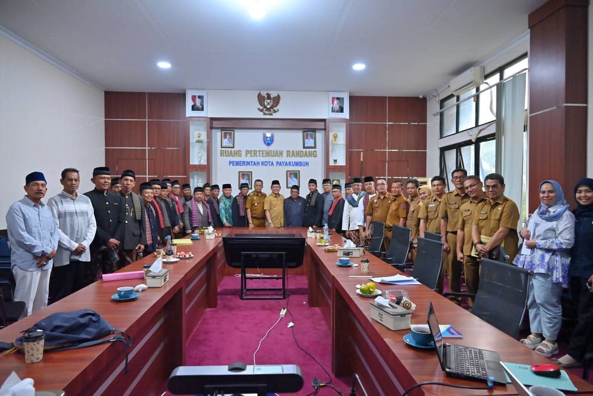 Sepakat! Pemko dan Niniak Mamak Teken Akta Perjanjian Revitalisasi Pasar Payakumbuh