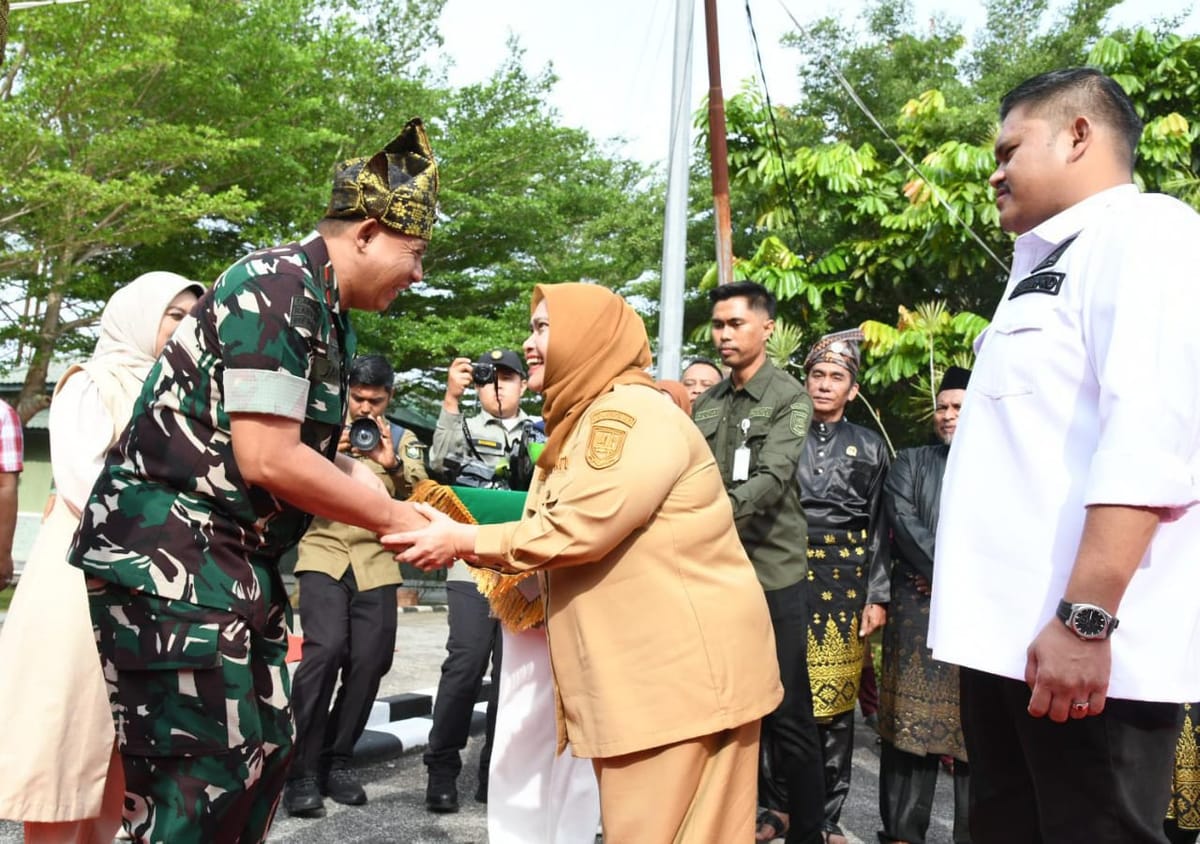Bupati Bengkalis Kasmarni, S.Sos, MMP Sambut Kedatangan Danrem 031/Wirabima.