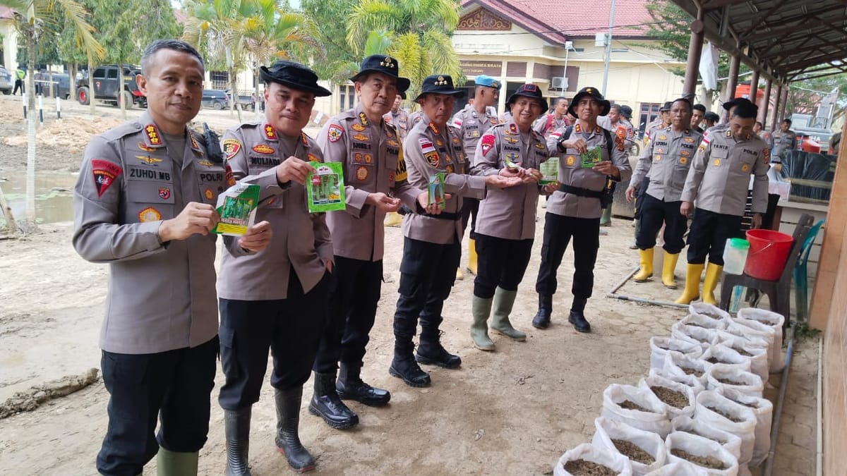 Kapolda Aceh Manfaatkan Lumpur Banjir Jadi Media Tanam Yang Produktif