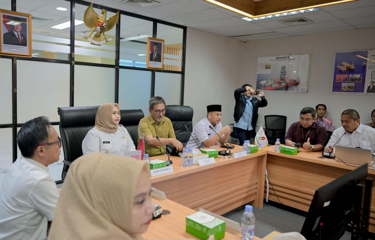 Bupati Bengkalis Hadiri Rakor KKKS SKK Migas, Tegaskan Komitmen Sinergi Pembangunan Daerah