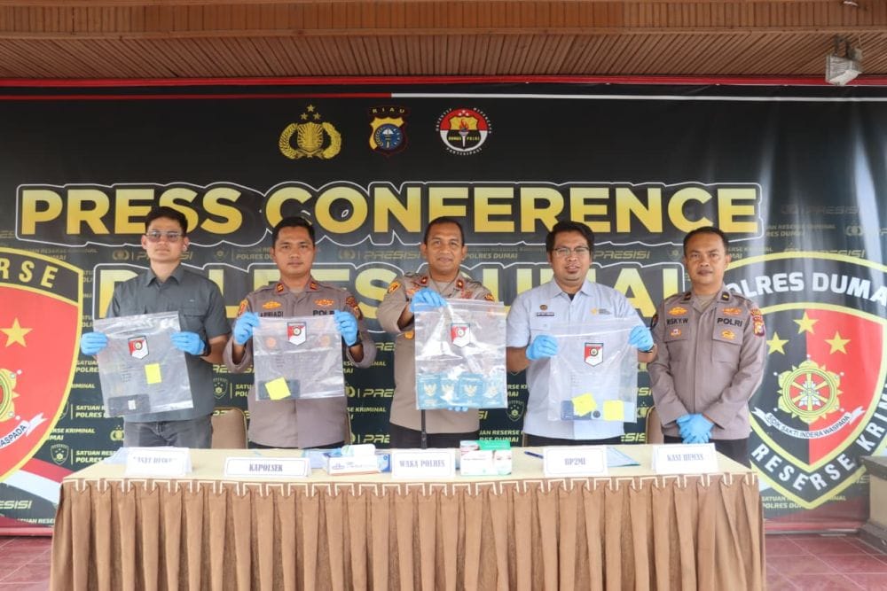 Polres Dumai Amankan 26 Orang Calon Pekerja 
Migran Ilegal Tujuan Malaysia.