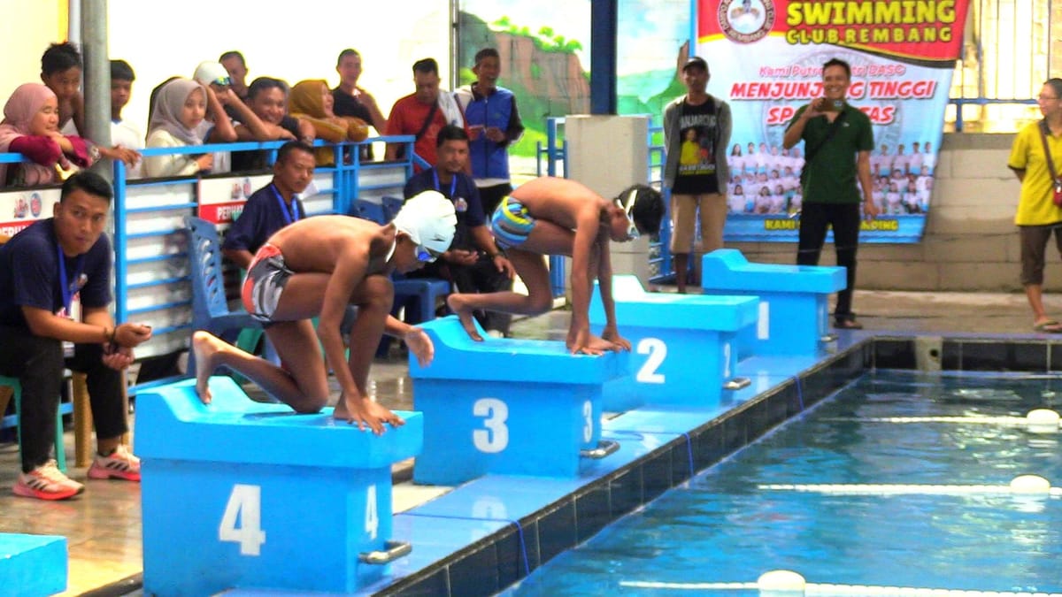 Fun Swimming Puri Berlian Park, Wadah Lahirkan Bibit Perenang Muda Rembang