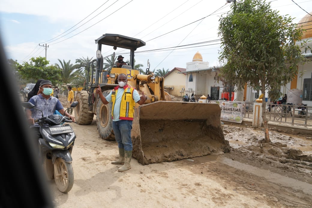 Kementerian PU Pastikan Konektivitas Jalan dan Jembatan di Sumatera Pulih Pascabencana